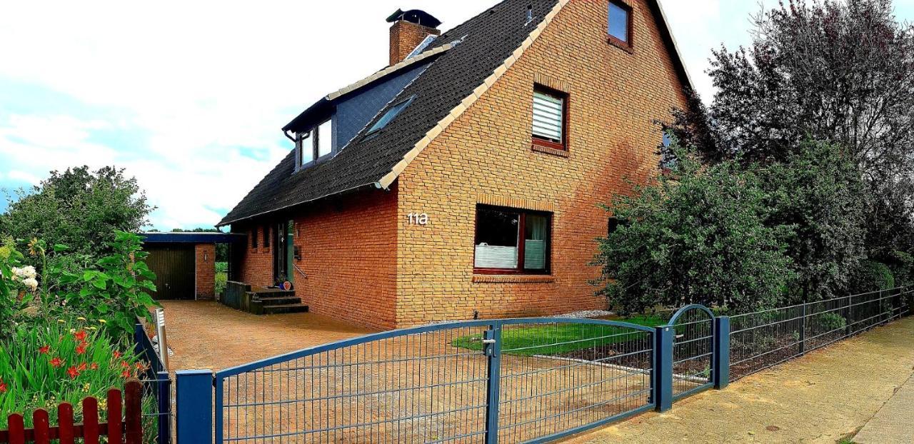 Lueneburg-Melbeck, 105 Qm Mit Fernsicht, Ruhige Sackgasse, Fussbodenheizung, Wallbox Gegen Gebuehr Exterior photo